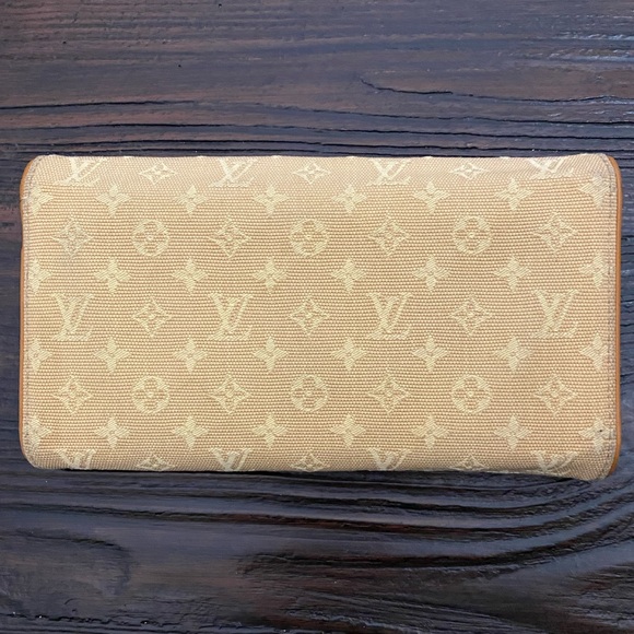 Louis Vuitton Trifold Monogram Long Wallet - Picture 2 of 14